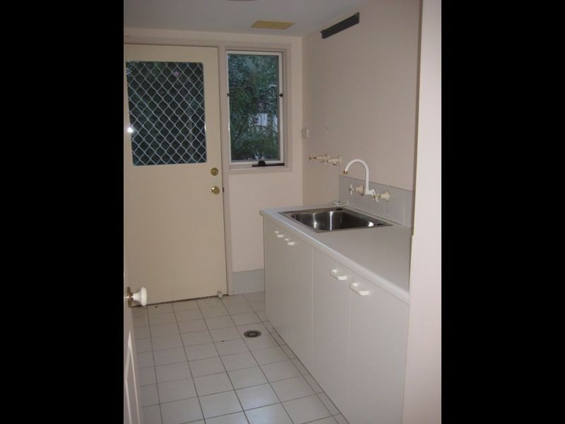 64 Mount Vernon Drive, Kambah ACT 2902