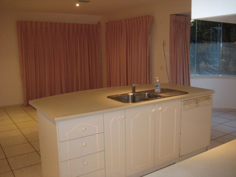 64 Mount Vernon Drive, Kambah ACT 2902