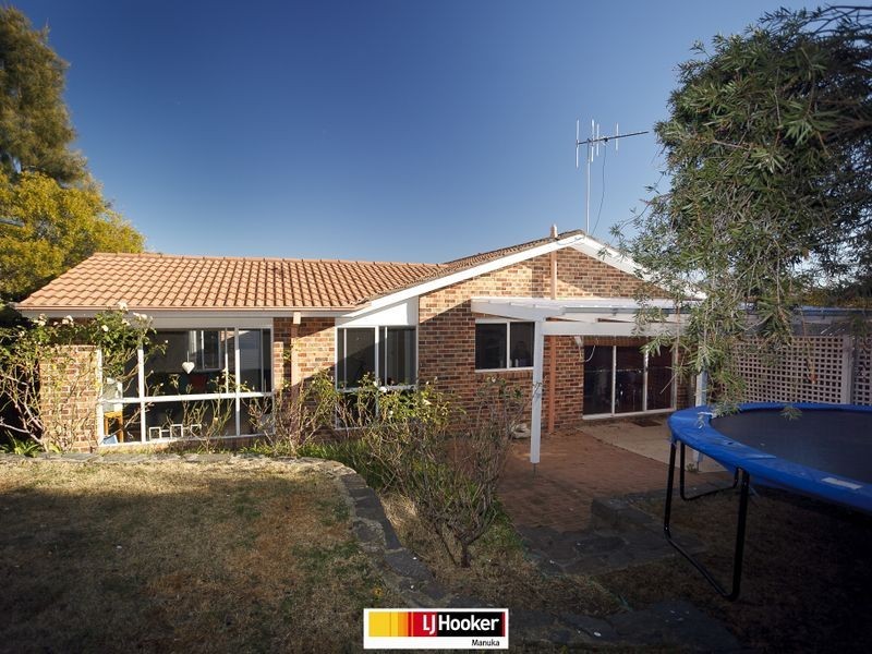 27 Ringrose Crescent, Isaacs ACT 2607