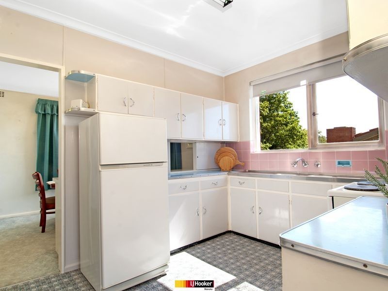 39 Carnegie Crescent, Narrabundah ACT 2604