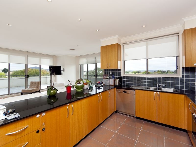 40/12 National Circuit, Barton ACT 2600