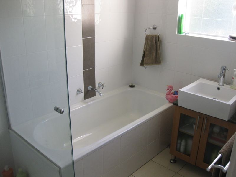 2 Sprent Street, Narrabundah ACT 2604