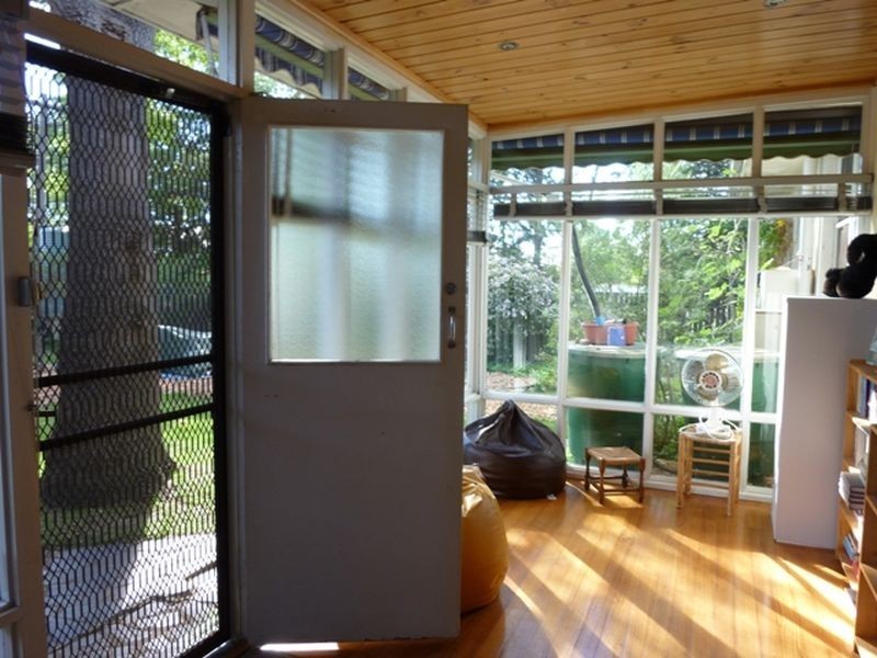 121 Captain Cook Crescent, Narrabundah ACT 2604