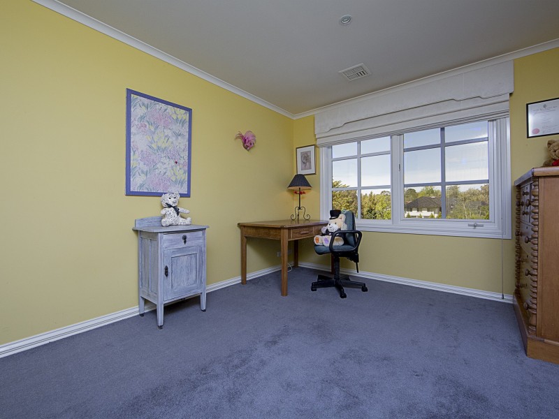 6 Tennyson Crescent, Forrest ACT 2603