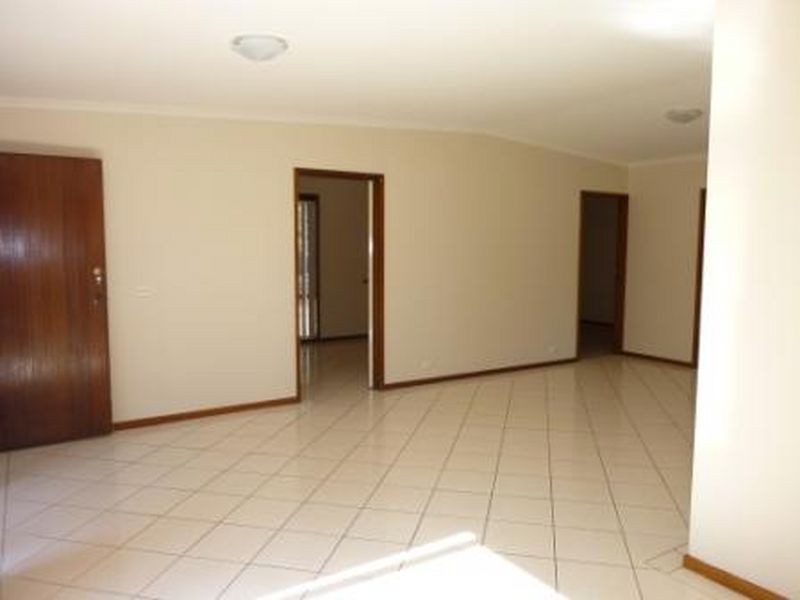 5 Gymea Street, Narrabundah ACT 2604