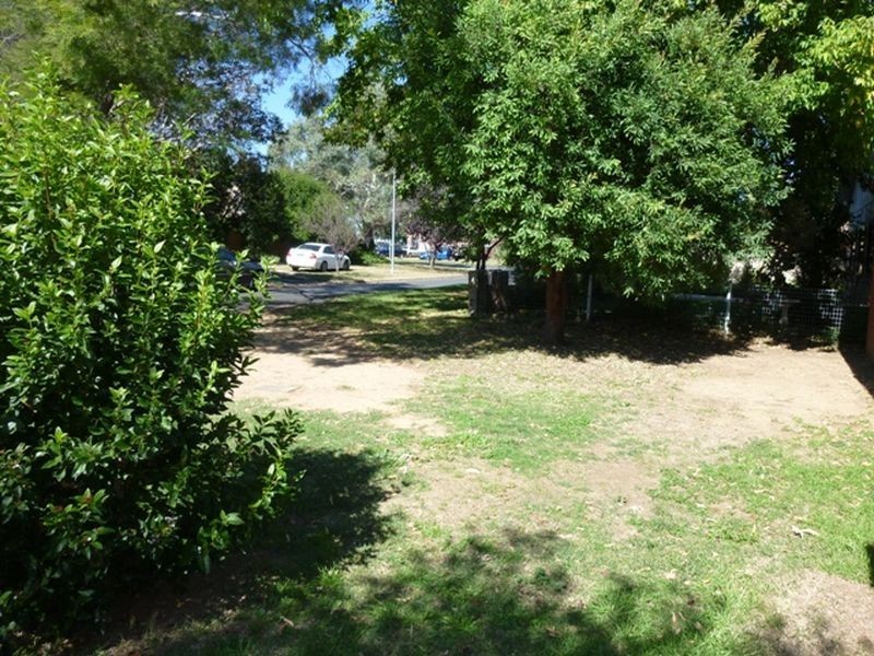 5 Gymea Street, Narrabundah ACT 2604