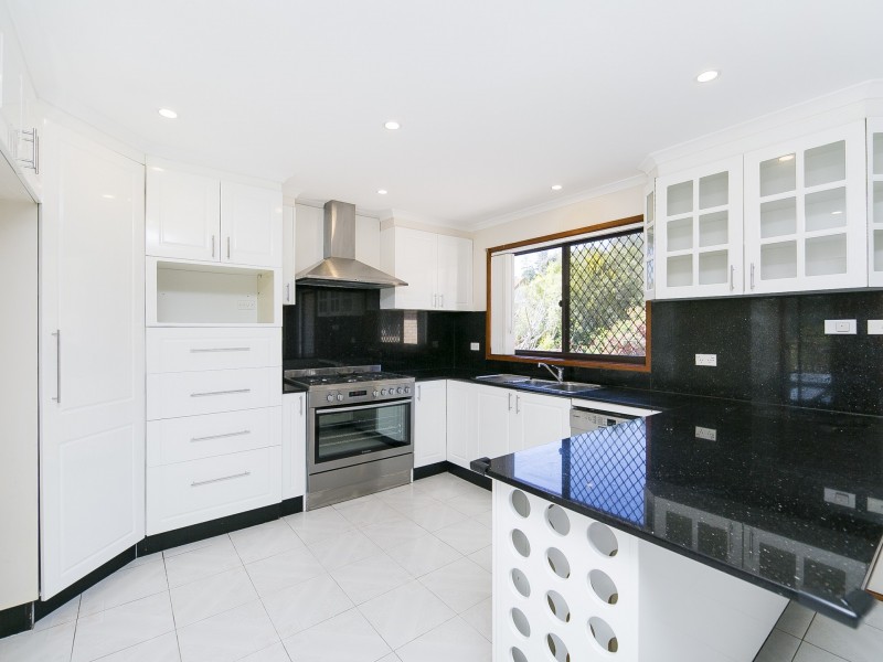 2 Gratton Place, Isaacs ACT 2607