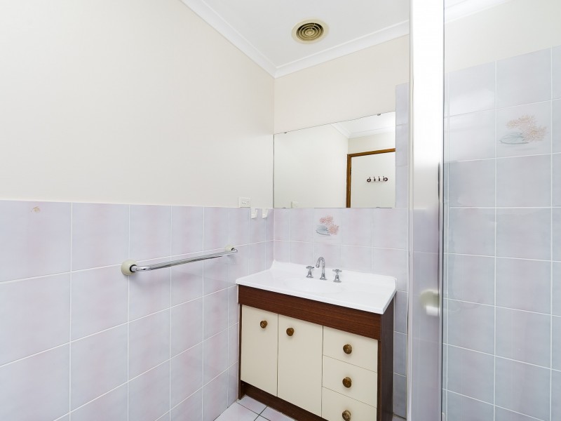 2 Gratton Place, Isaacs ACT 2607