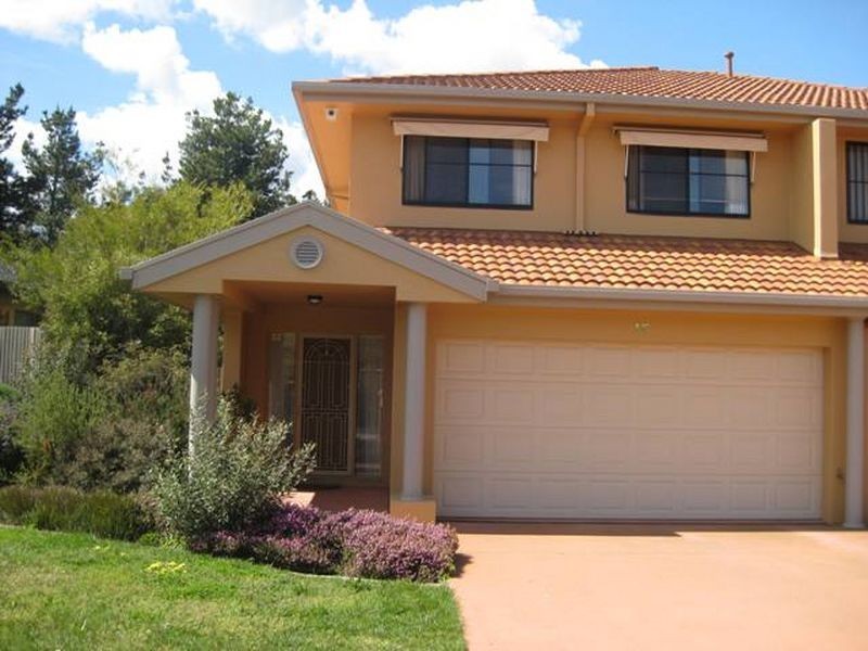 16/50 Ellenborough Street, Lyneham ACT 2602