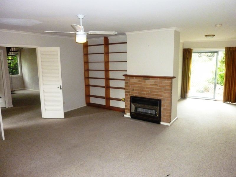 146 Hopetoun Circuit, Yarralumla ACT 2600