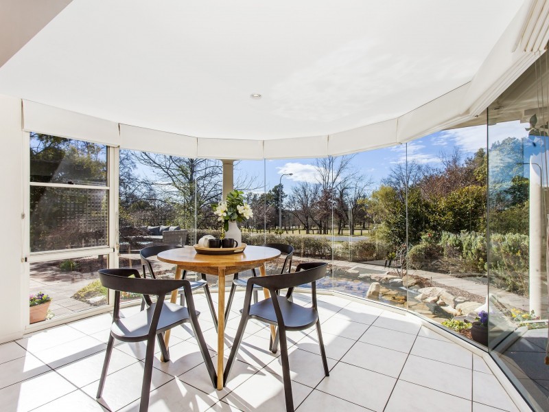 2/39 Tasmania Circle, Forrest ACT 2603