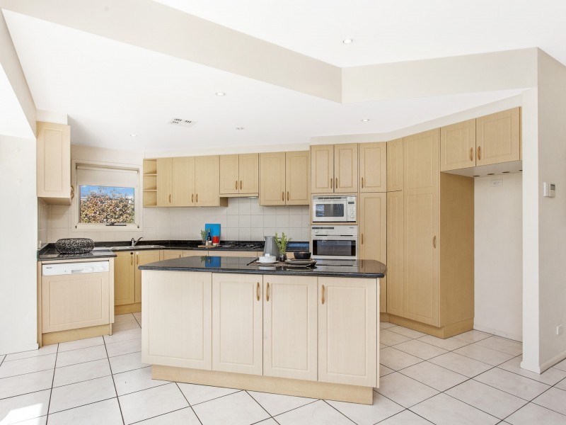 2/39 Tasmania Circle, Forrest ACT 2603