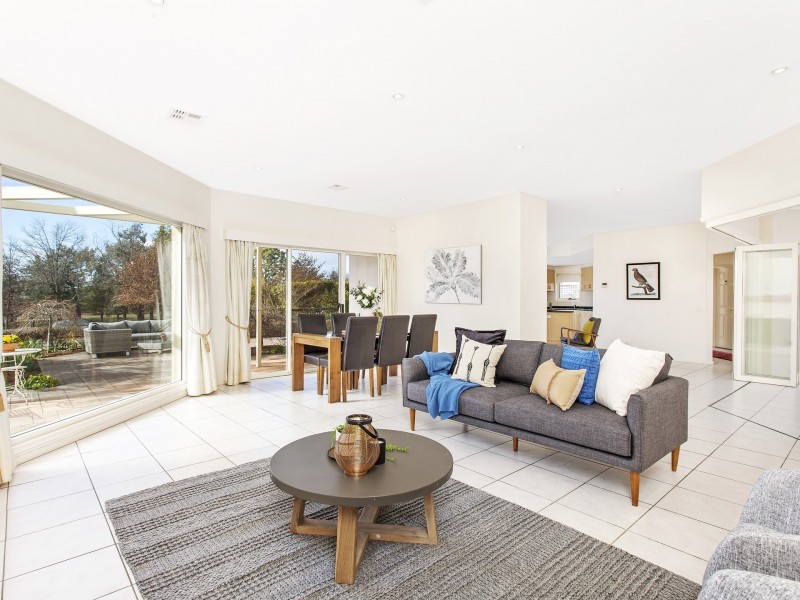 2/39 Tasmania Circle, Forrest ACT 2603