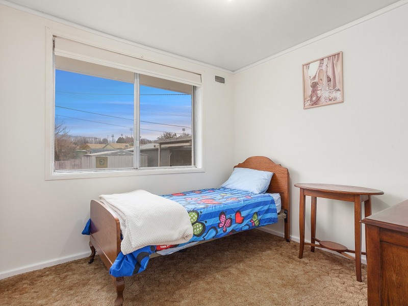 74 Tallara Parkway, Narrabundah ACT 2604