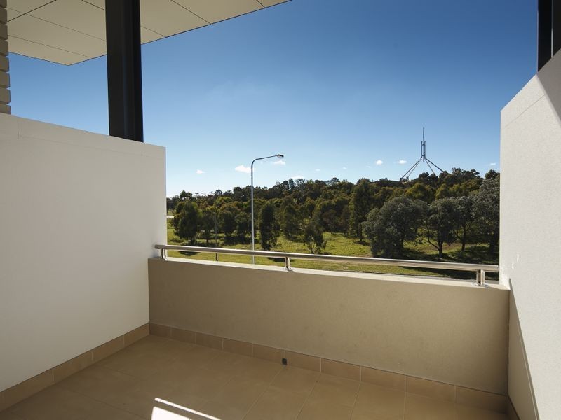 30/29-31 State Circle, Deakin ACT 2600
