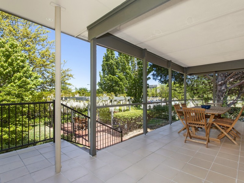 10 Creswell Street, Campbell ACT 2612