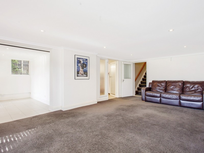 10 Creswell Street, Campbell ACT 2612