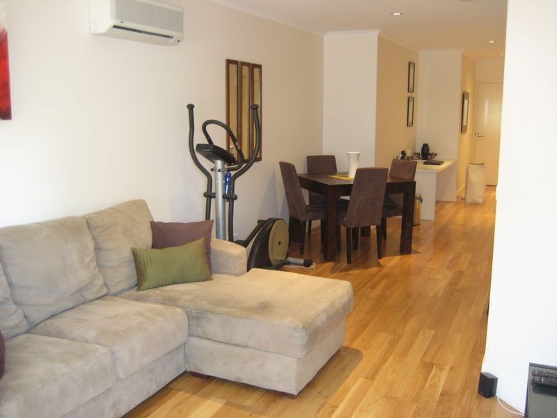 2/20 Moore Street, Turner ACT 2612