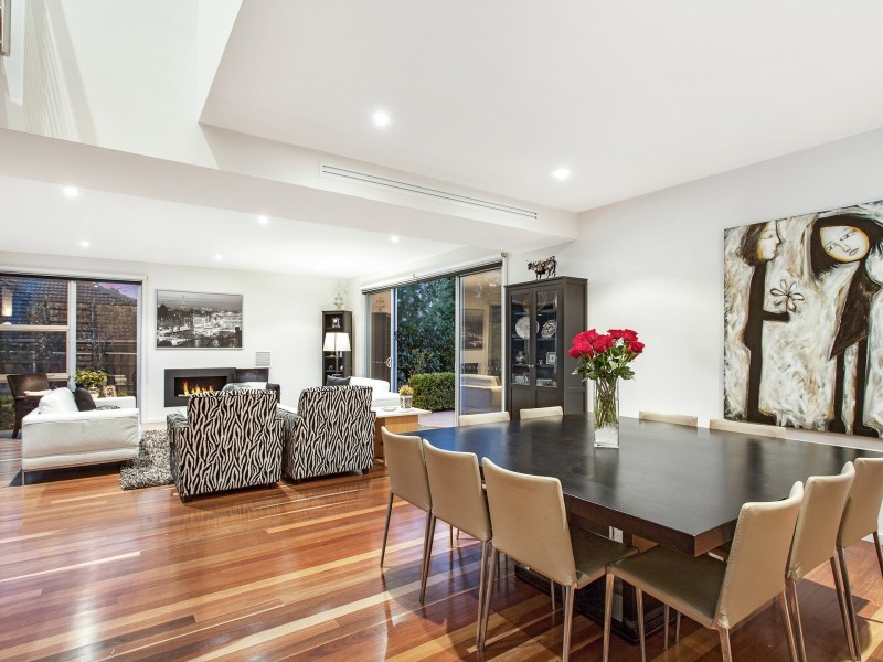 16 Hobart Avenue, Forrest ACT 2603