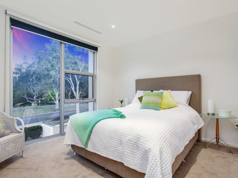 16 Hobart Avenue, Forrest ACT 2603