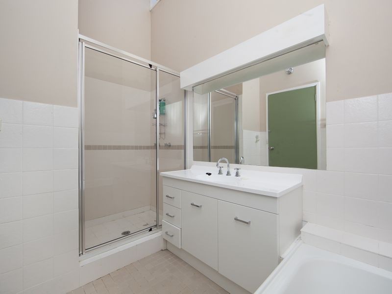 18 Sturdee Crescent, Monash ACT 2904