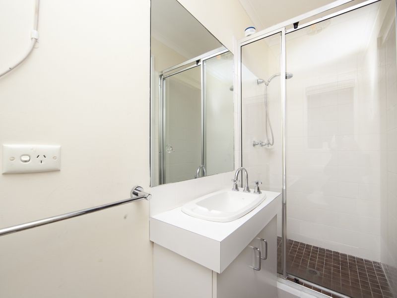 18 Sturdee Crescent, Monash ACT 2904