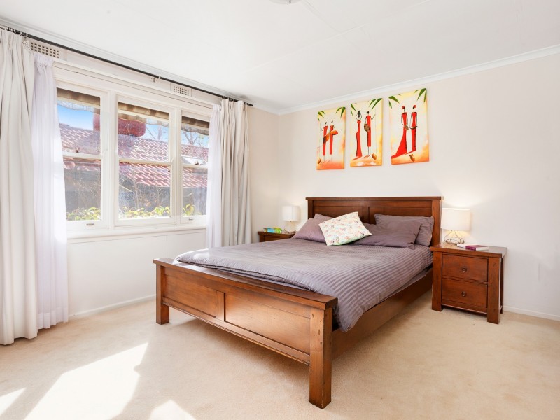 19 Walker Crescent, Griffith ACT 2603