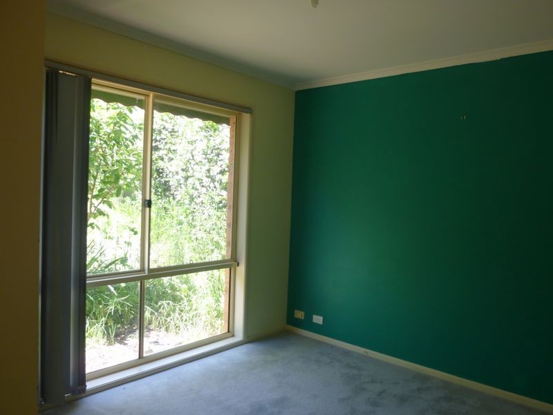 27 Warabin Crescent, Ngunnawal ACT 2913