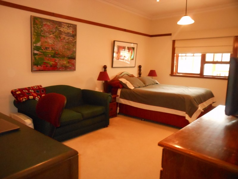 16 Durville Street, Griffith ACT 2603