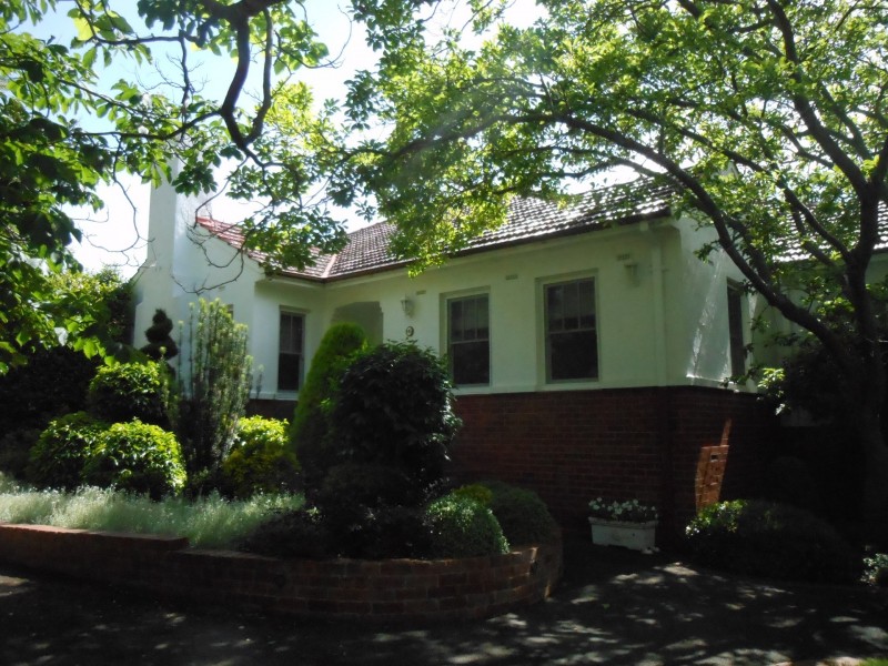 16 Durville Street, Griffith ACT 2603