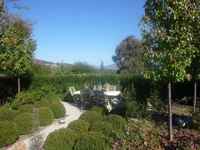 57 Johnstone Circuit, Calwell ACT 2905