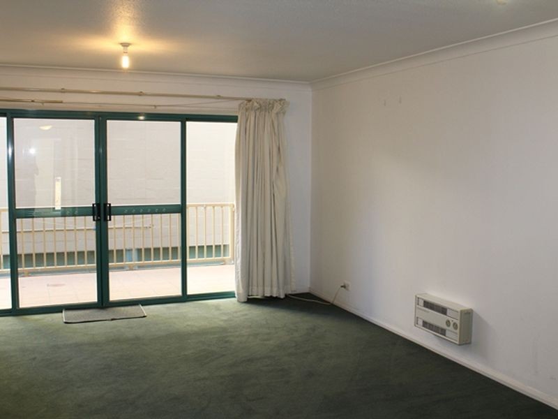 44/53 McMillan Cresent, Griffith ACT 2603