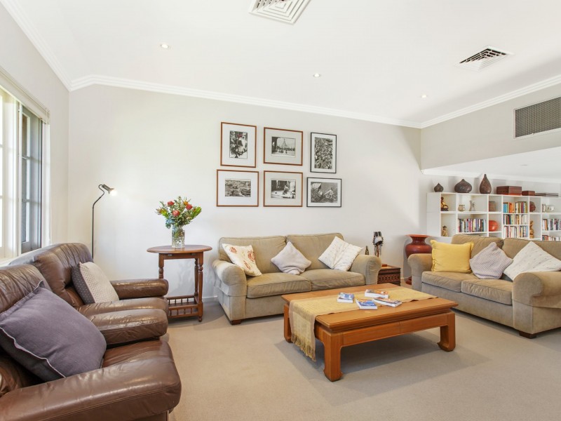 6 Roe Street, Griffith ACT 2603