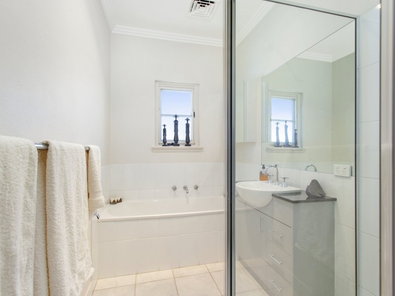 6 Roe Street, Griffith ACT 2603