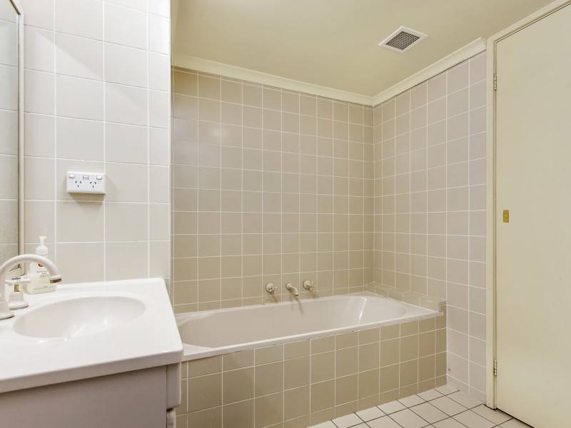 1a/43-51 Giles Street, Kingston ACT 2604