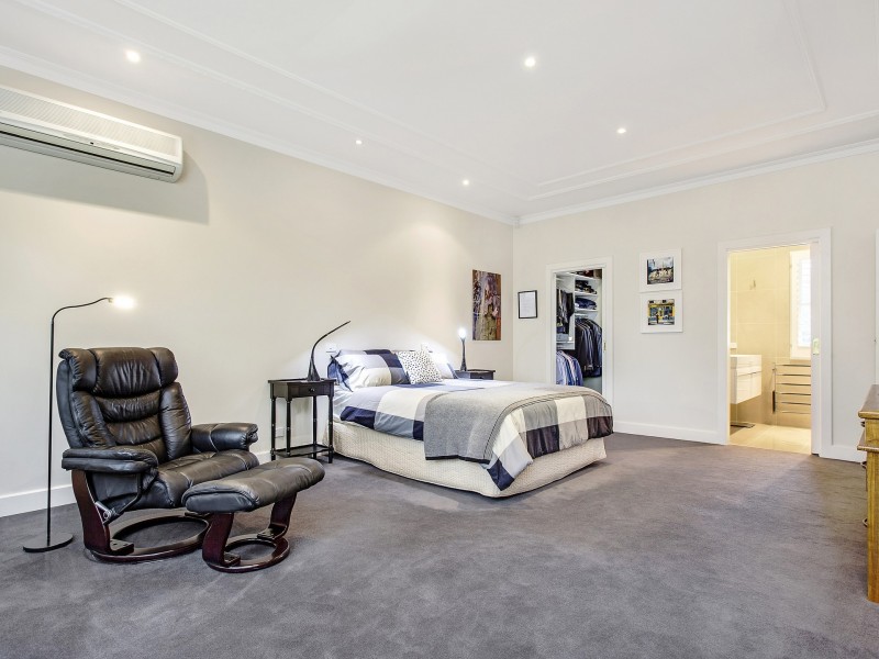 42 National Circuit, Forrest ACT 2603