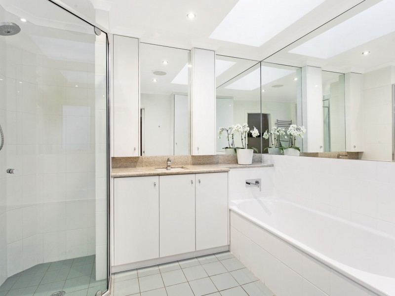 15 Dampier Crescent, Forrest ACT 2603