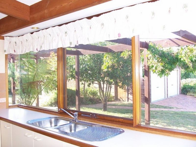 12 Bromby Street, Isaacs ACT 2607