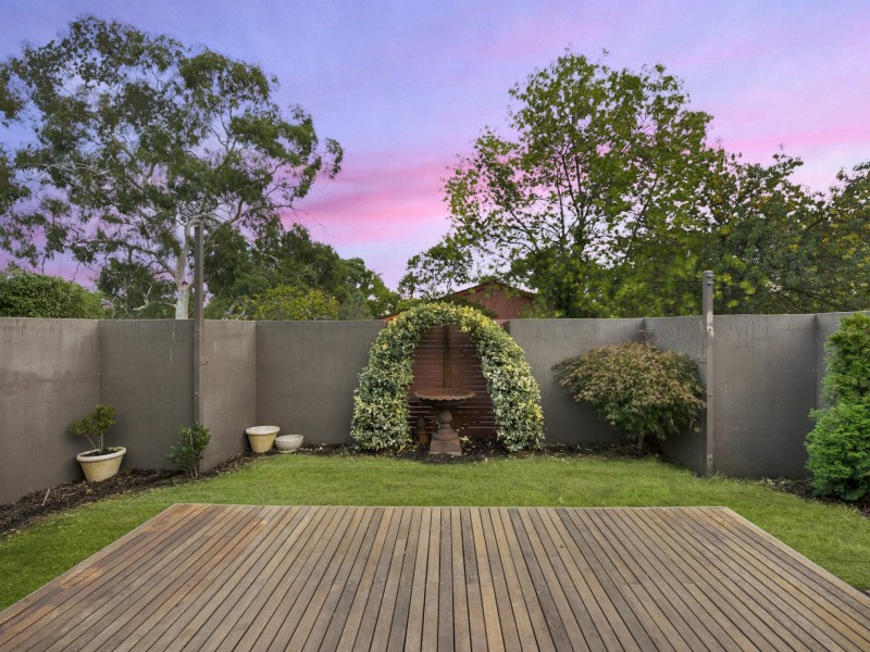 2/11-13 Laseron Place, Mawson ACT 2607