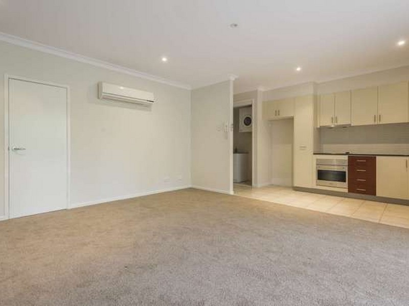 8/57 Lowanna Street, Braddon ACT 2612