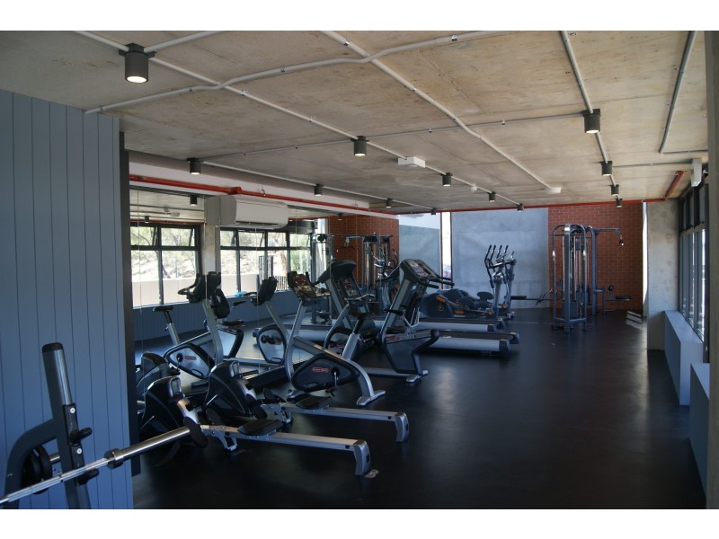 2/97 Eastern Valley Way, Belconnen ACT 2617