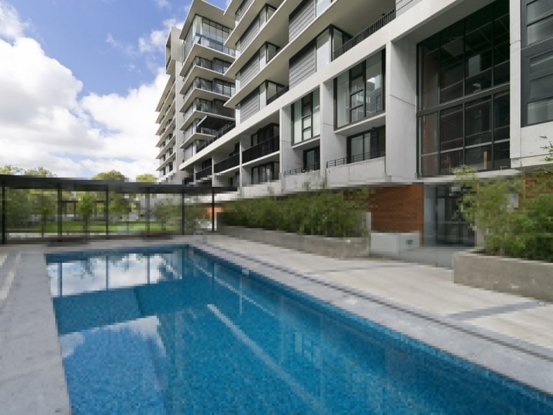 2/97 Eastern Valley Way, Belconnen ACT 2617