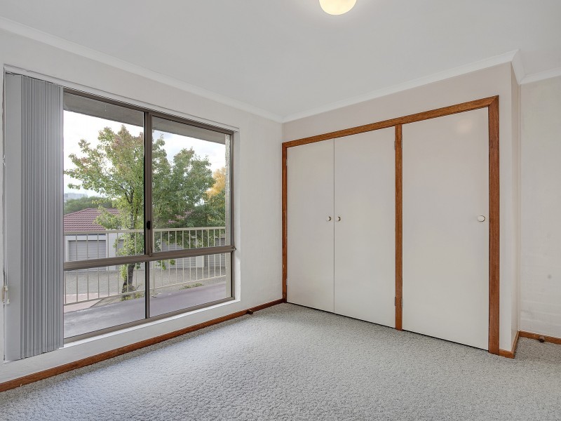 16/21 Tenison-Woods Circuit, Bonython ACT 2905