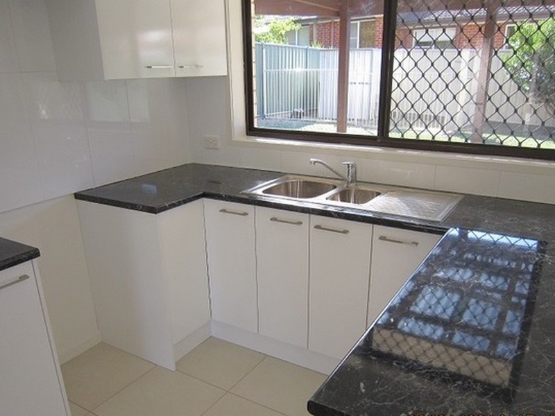 4 Brownlow Place, Holt ACT 2615