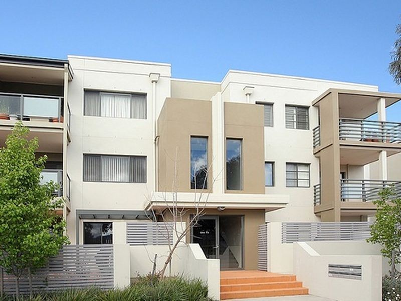 4/120 Athllon Drive, Greenway ACT 2900