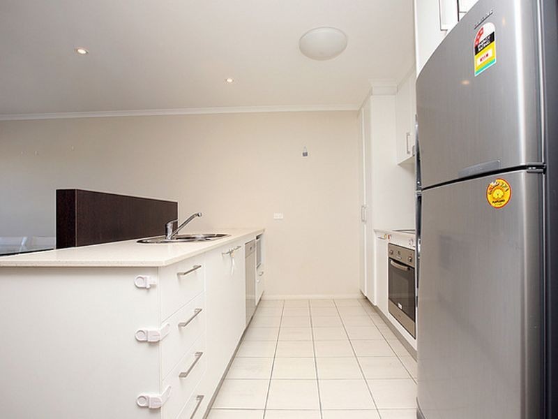 4/120 Athllon Drive, Greenway ACT 2900
