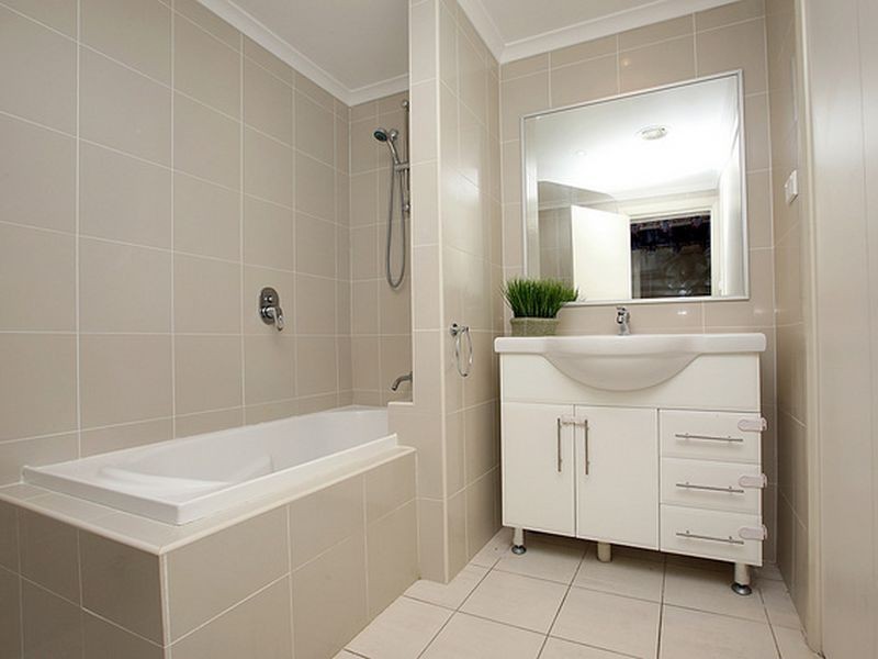 4/120 Athllon Drive, Greenway ACT 2900
