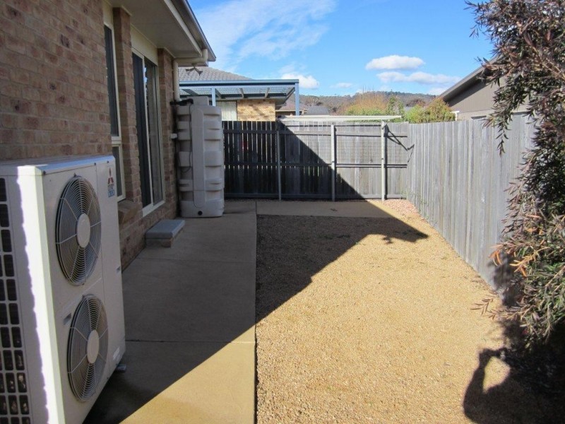 42 Mary Kitson Street, Watson ACT 2602