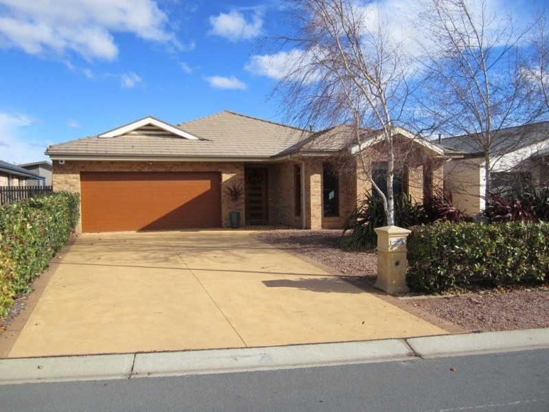42 Mary Kitson Street, Watson ACT 2602