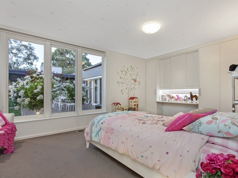 23 Gawler Crescent, Deakin ACT 2600